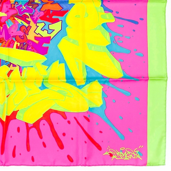 Collectible NWT Hermes Scarf “Graffiti” - Picture 9 of 9